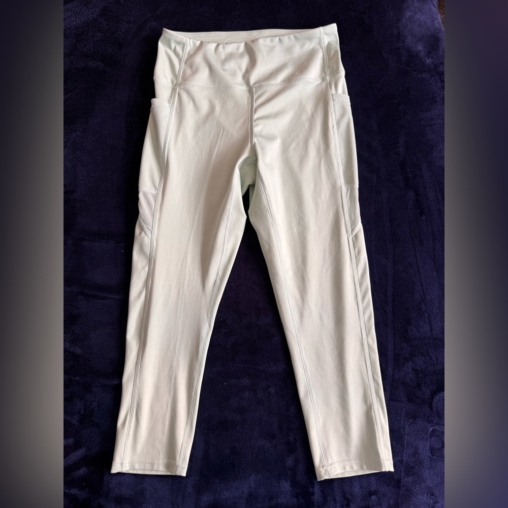 Elegant Cream High-Waisted Leggings